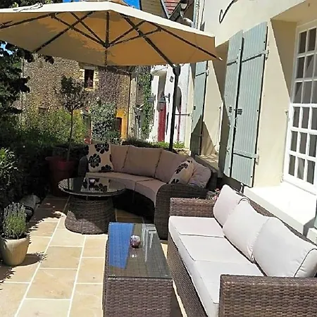Le Montaigne Bed & Breakfast