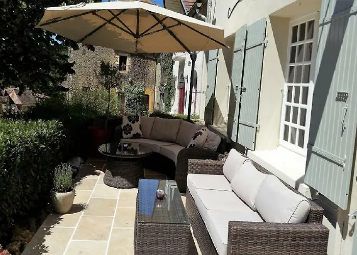 Le Montaigne Bed & Breakfast 3*